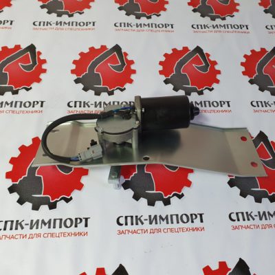 Моторчик стеклоочистителя кабины водителя крана