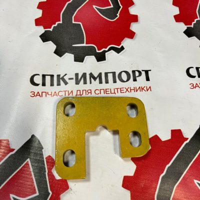 Перегородка (кронштейн ползуна) 382300420 для грейдера GR2605A
