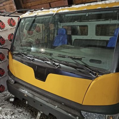 Кабина водителя автокрана QY25K5-1