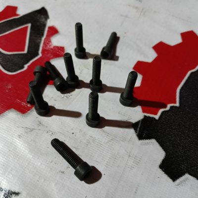 4895877 Болт крепления кольца частоты вращения распредвала для двигателя Cummins 6ISBe
