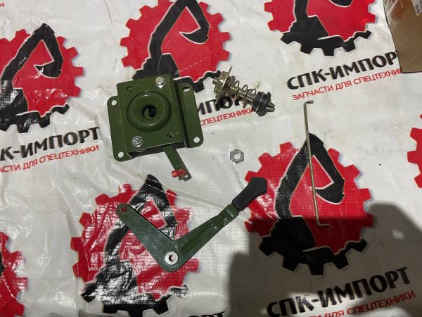 WG1642110028 Замок капота кабины для самосвала HOWO СПК-Импорт Фото-1