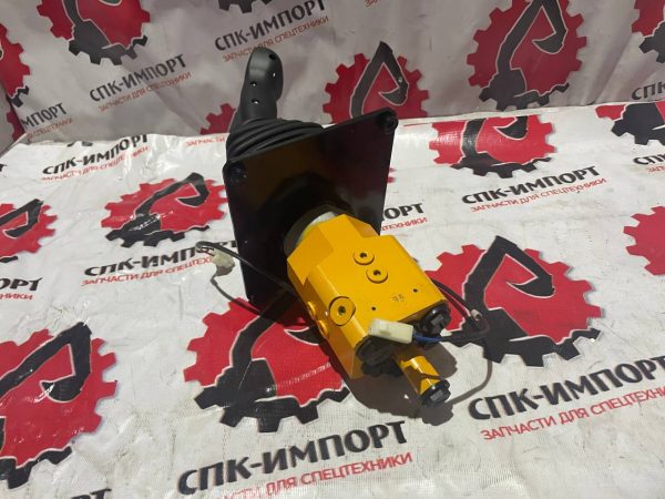 803090251 Джойстик управления гидросистемой для фронтального погрузчика ZL50GV СПК-Импорт Фото-3