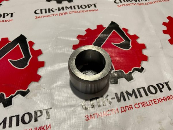 MG19006005 Втулка рамы соединения наклонных блоков для автогрейдера SEM 922 СПК-Импорт Фото-1