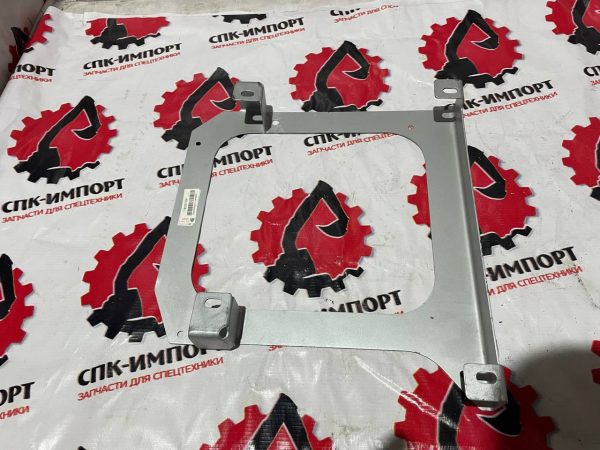 712W15502-0006 Кронштейн монтажный декоративной панели для самосвала HOWO SITRAK C7H СПК-Импорт Фото-1