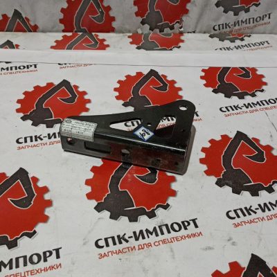 50011612017D Кронштейн амортизатора кабины для самосвала FAW J7