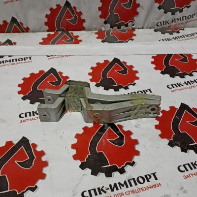 28035512000D Кронштейн переднего бампера для самосвала FAW J7