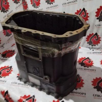 AZ2220010080A Корпус КПП средний для самосвала HOWO T5G