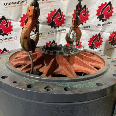 82513600 Редуктор главный (мост MERITOR) для автогрейдера