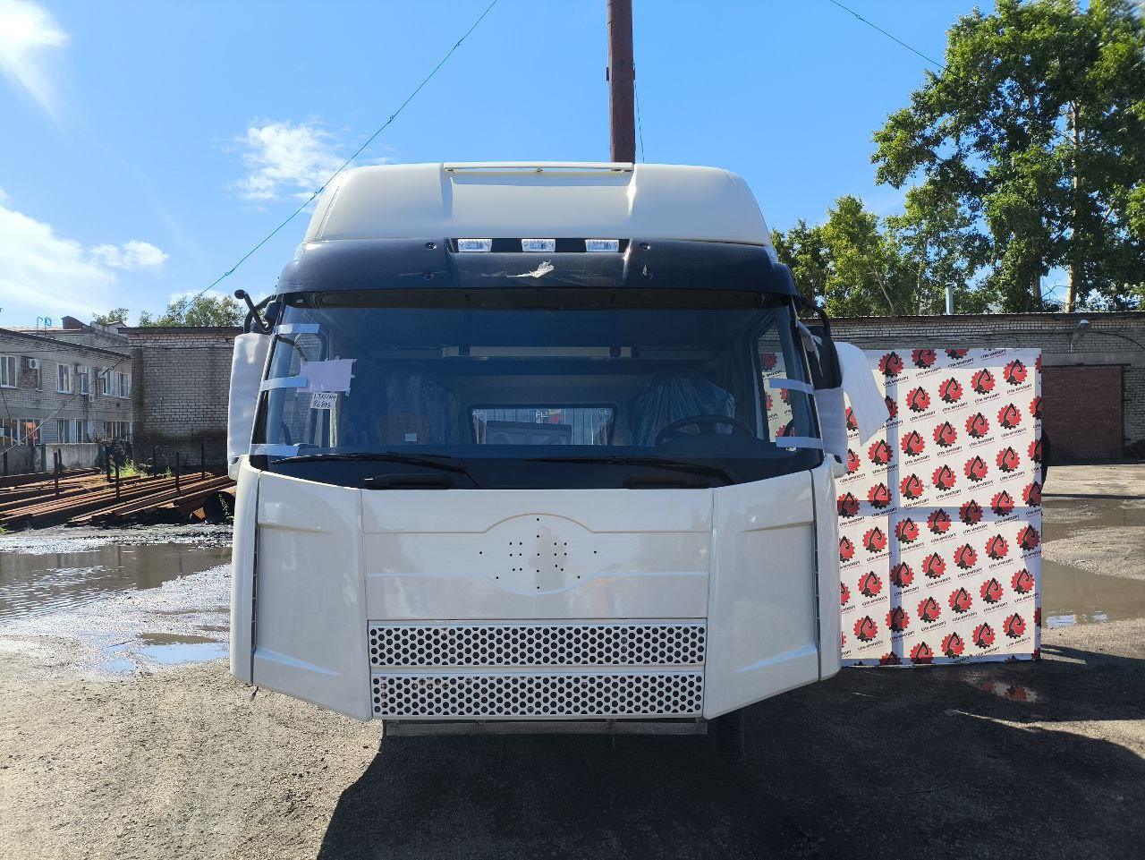 Кабина FAW J6 с высокой крышей для тягача седельного СПК-Импорт Фото-1