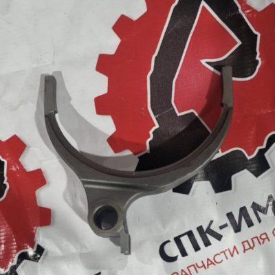 Вилка переключения передачи 1765-01328