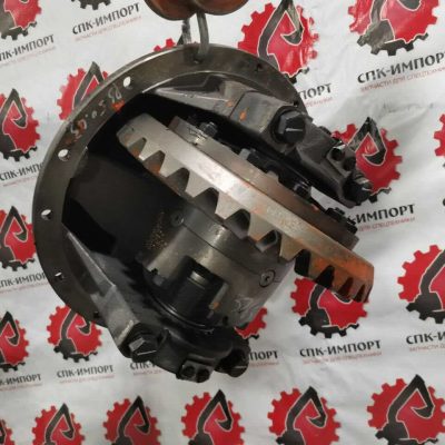 Редуктор 860518958 для дорожного катка