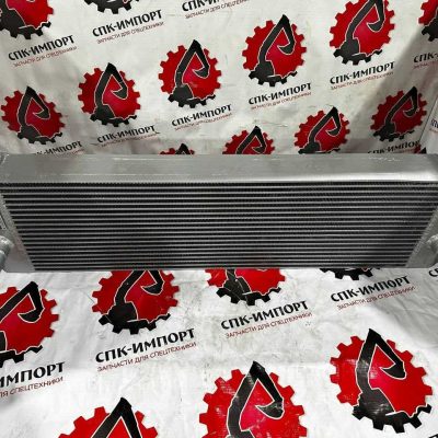 Радиатор охлаждения рабочей жидкости 5680859