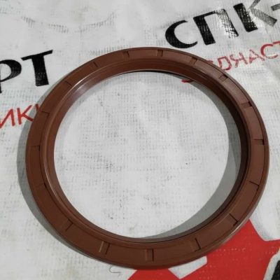 Сальник хвостовика среднего моста WG9231320026