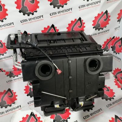 Отопитель DZ13241823130 для тягачей F2000/F3000