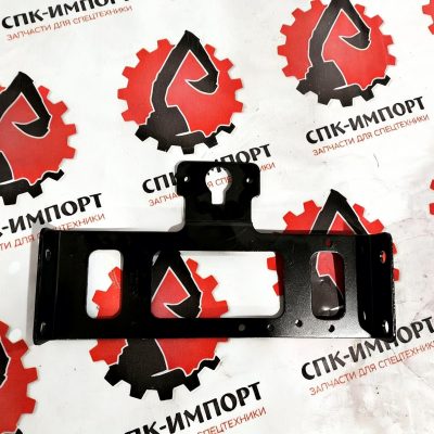Кронштейн верхней рамы 37038162036D для тягачей FAW