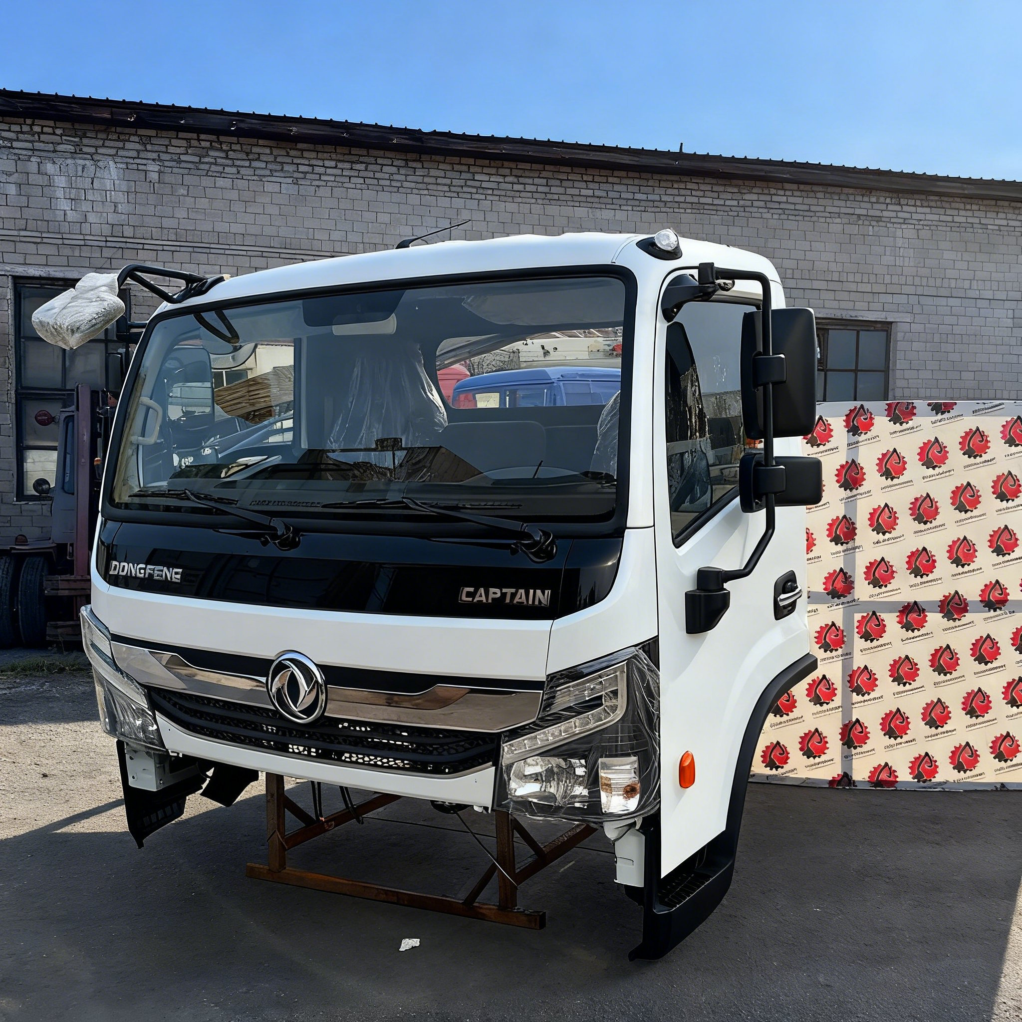 Кабина CAPTAIN С80Т (77728-0000010-13) для грузовика СПК-Импорт Фото-1