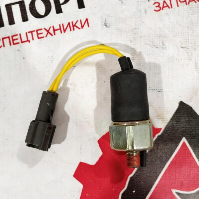 Датчик аварийного давления масла двигателя 4465202 для экскаватора Hitachi ZX870